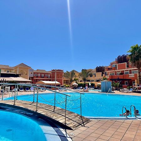 Sunny Apartment & Heated Pool Los Cristianos  Exterior photo