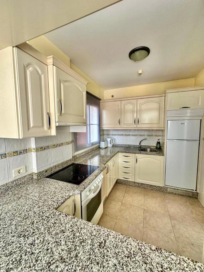 Sunny Apartment & Heated Pool Los Cristianos  Exterior photo