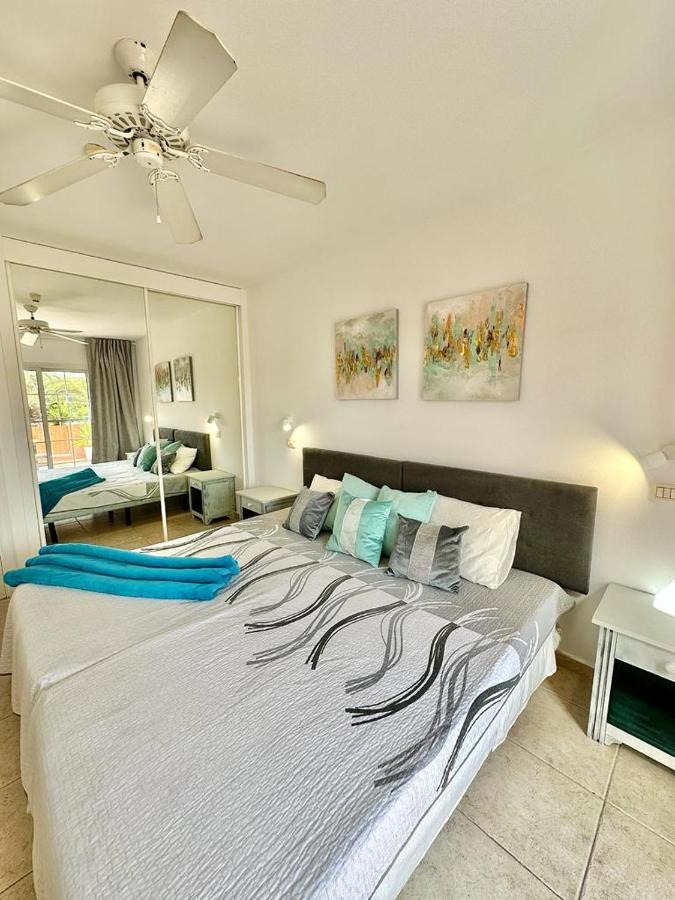 Sunny Apartment & Heated Pool Los Cristianos  Exterior photo